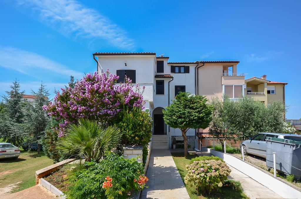 Apartments Dragica Štinjan Εξωτερικό φωτογραφία